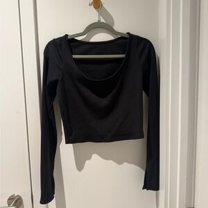 ALO Black Long Sleeve Women's Top